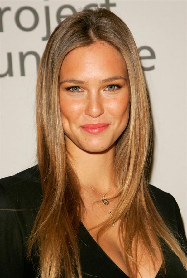 Bar Refaeli