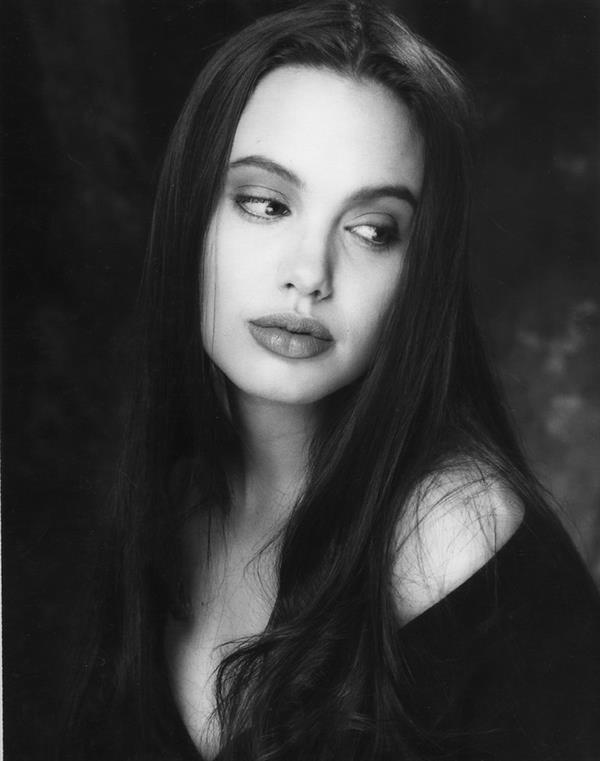 Angelina Jolie