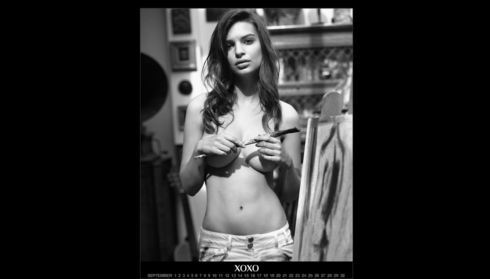 Emily Ratajkowski in lingerie