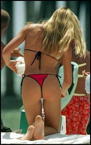 Anna Kournikova Bikini Pictures Anna Kournikova in a bikini - ass