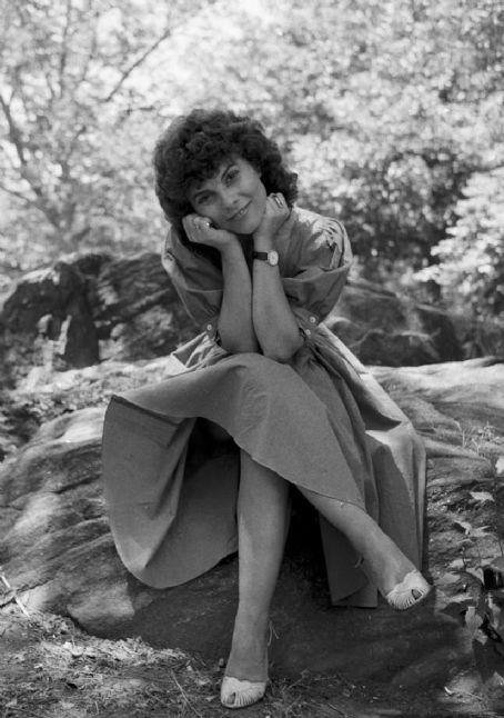 Adrienne Barbeau