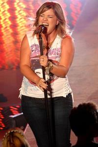 Kelly Clarkson